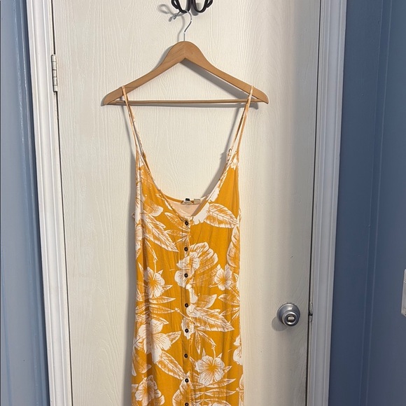 Roxy Yellow Ruched Maxi Sundress - Picture 2 of 10